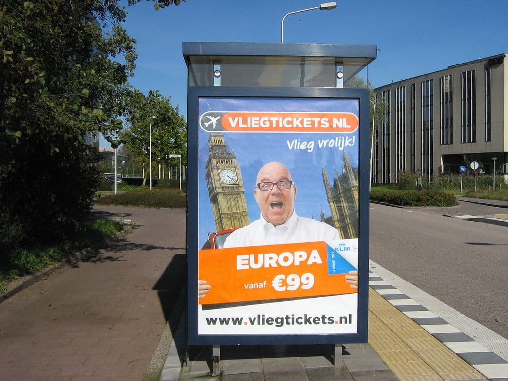 Campagne d'affichage abribus